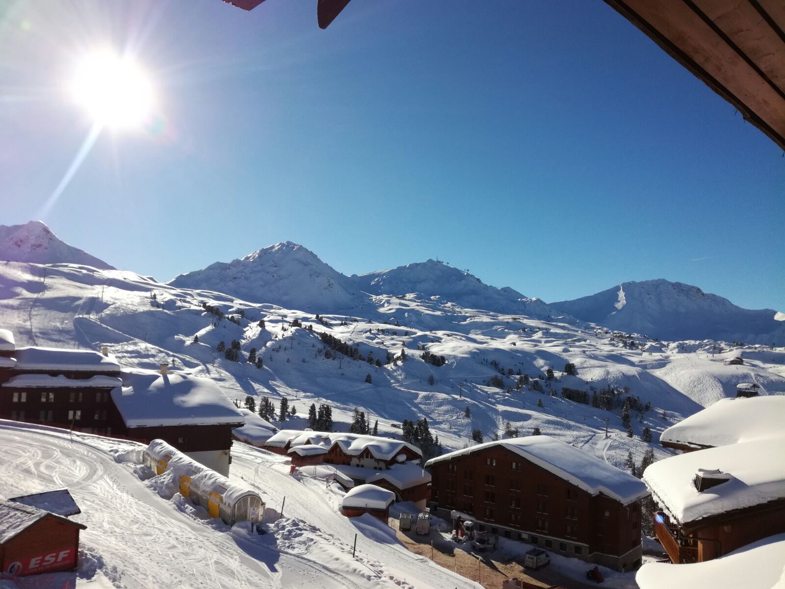 Vue de Belle Plagne et des œufs